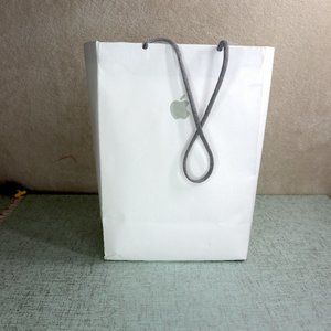 Genuine APPLE Store Small White Paper Shopping Bag 11 x 8 x 5 Rope Handles